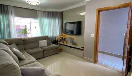Sobrado para venda, Vila Piauí, São Paulo, com 3 suítes, 4 vagas de garagens, espaço gourmet com churrasqueira.