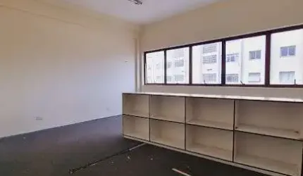 Sala comercial para locação, Centro de Osasco, ao lado da estação de trem.