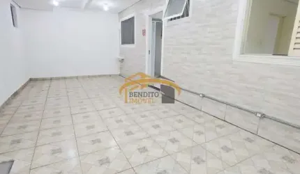 Salão comercial 130m² no Km 18 - Osasco. Excelente localização, recepção, 4 salas, copa, edícula nos fundos. Próx. CPTM e Av. dos Autonomistas.