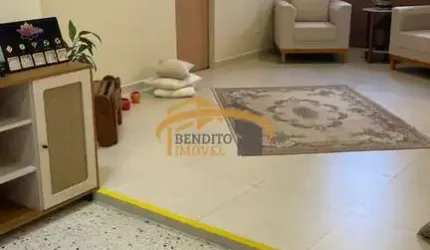 Ponto térreo para locação em Osasco, Vila Campesina. Ideal para residência ou comércio, com suíte, hidromassagem, copa, quintal e acabamento em porcelanato.