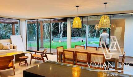 Arquitetura moderna com charme rústico e sofisticação em cada detalhe!