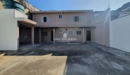 Sobrado 250m² de terreno - Jd. d´ Abril