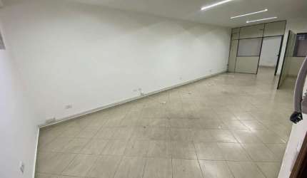 Sala comercial ao lado do Shopping Tucuruvi !!!