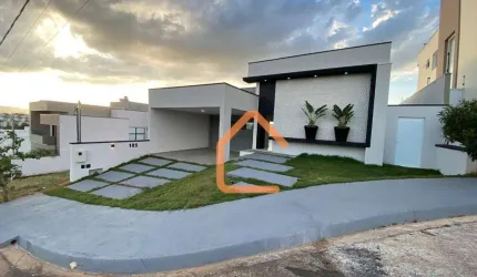 Casa com 3 dormitórios à venda, 150 m² por R$ 1.100.000 - Las Palmas - Pouso Alegre/MG