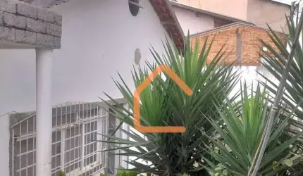 Casa com 2 dormitórios à venda, 55 m² por R$ 380.000 - Vila Nossa Senhora Aparecida - Pouso Alegre/MG