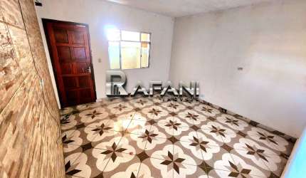 CASA TÉRREA COM ENTRADA COMPARTILHADA DISPONÍVEL PARA LOCAÇÃO NO JARDIM CAMARGO, MAUÁ/SP