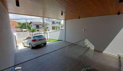 Lindo duplex  alto padrão no Pagani com 150m² de área construída