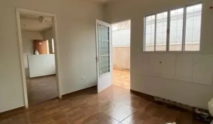Casa para Venda em Maringá, Jardim Três Lagoas, 2 dormitórios, 1 suíte, 2 banheiros, 2 vagas