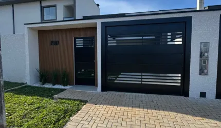 EXCELENTE CASA ALTO PADRÃO LOCALIZADA EM FAZDENDA RIO GRANDE