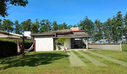 Casa em Condomínio para Venda em Águas de Santa Bárbara, Santa Barbara Resort Residence, 4 dormitórios, 2 suítes, 3 banheiros, 2 vagas