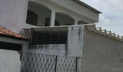 Excelente Casa Duplex, 04 Quartos, 03 Vagas no Ipsep, Aceito Imóvel ou Carro
