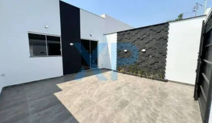 Casa à venda, 3 quartos, 1 suíte, 2 vagas, INTERLAGOS - Divinopolis/MG