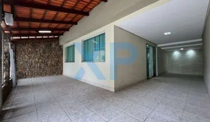 CASA RESIDENCIAL A VENDA NO BAIRRO SANTO ANTÔNIO EM DIVINÓPOLIS-MG