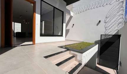 CASA MODERNA NA REGIAO DO SAOJOSE EM DIVINOPOLIS MG