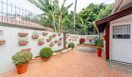 Casa com 3 quartos à venda na Rua João Pacheco da Silveira, 21, Ipanema, Porto Alegre por R$ 900.000