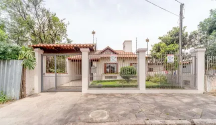 Casa com 4 quartos à venda na Rua Landel de Moura, 2387, Tristeza, Porto Alegre por R$ 900.000
