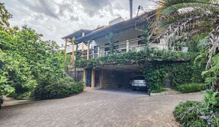 Chácara / sítio com 5 quartos à venda na Acesso Hélio Alves da Rocha, 85, Vila Nova, Porto Alegre por R$ 2.100.000