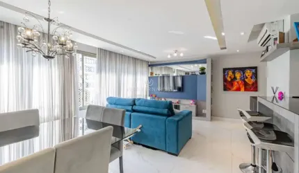 Apartamento com 3 quartos à venda na Avenida da Cavalhada, 5730, Cavalhada, Porto Alegre por R$ 750.000