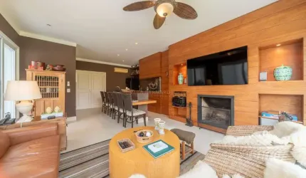 Casa em condomínio fechado com 4 quartos à venda na Avenida Juca Batista, 8000, Belém Novo, Porto Alegre por R$ 5.200.000