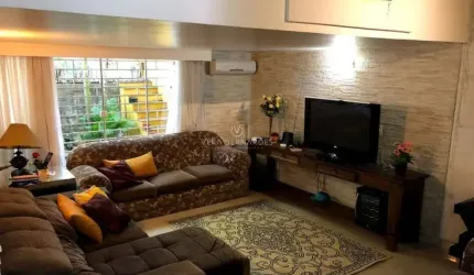 Casa com 4 quartos à venda na Rua Tupã, 141, Vila Assunção, Porto Alegre por R$ 1.500.000