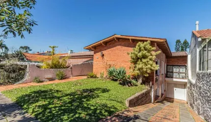 Casa com 3 quartos à venda na Rua Cariri, 400, Vila Assunção, Porto Alegre por R$ 1.380.000