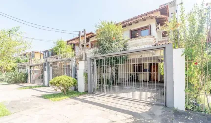 Casa com 3 quartos à venda na Rua Engenheiro Otacílio Oliveira, 110, Ipanema, Porto Alegre por R$ 779.000