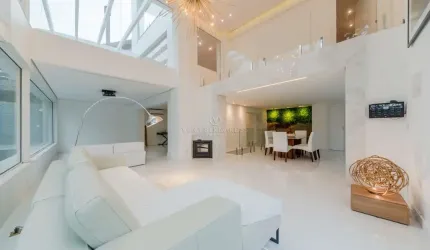 Casa com 3 quartos à venda na Rua Doutor Possidônio Cunha, 138, Vila Assunção, Porto Alegre por R$ 4.500.000