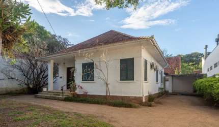Casa com 4 quartos à venda na Rua Doutor Armando Barbedo, 54, Tristeza, Porto Alegre por R$ 1.590.000