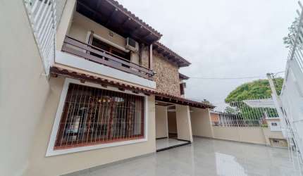 Casa com 4 quartos à venda na Rua Adão Pinheiro da Silva, 420, Ipanema, Porto Alegre por R$ 1.190.000