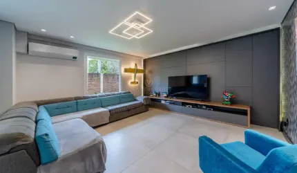 Casa com 4 quartos à venda na Rua Chavantes, 282, Vila Assunção, Porto Alegre por R$ 1.299.000