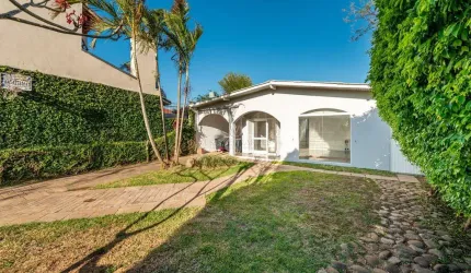 Casa com 3 quartos à venda na Avenida Guaíba, 12890, Serraria, Porto Alegre por R$ 620.000