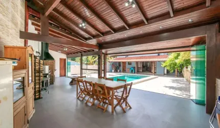 Casa com 4 quartos à venda na Rua Manoel Cabeda Perez, 63, Jardim Isabel, Porto Alegre por R$ 2.350.000