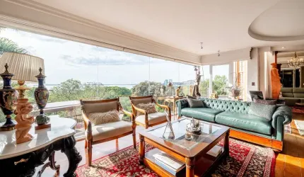 Casa com 4 quartos à venda na Rua Bororó, 157, Vila Assunção, Porto Alegre por R$ 2.500.000