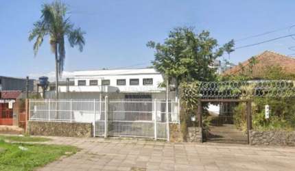 Prédio à venda na Rua Coronel Massot, 963, Cristal, Porto Alegre por R$ 700.000