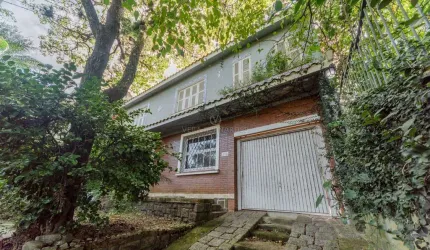 Casa com 4 quartos à venda na Rua Guaraum, 112, Vila Assunção, Porto Alegre por R$ 1.065.000