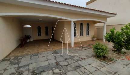 Casa à venda em ótima localização e terreno