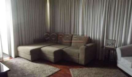 Apartamento no Condomínio Edifício São João Del Rey em Araçatuba/SP