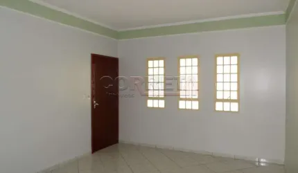 Casa no bairro Ipanema em Araçatuba-SP