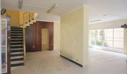 Casa Sobrado Comercial no bairro Jardim Paulista em Araçatuba-SP