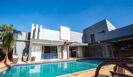 LINDA CASA TÉRREA À VENDA NO CONDOMÍNIO TERRAS DO ITAICI
