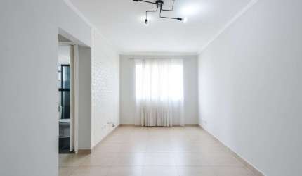 Apartamento em Vila Ivone  -  São Paulo