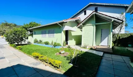 CASA DE PRAIA RESIDENCIAL COM ESPAÇO PARA NEGOCIO