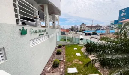Excelente apartamento no bairro Nossa Senhora do Rosário, suíte, sacada com churrasqueira