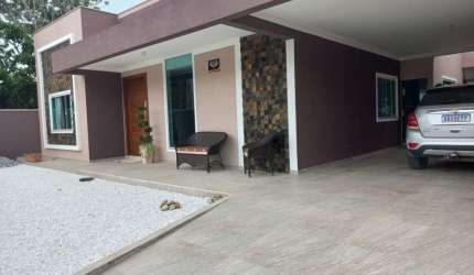 Casa em Centro  -  Itapoá