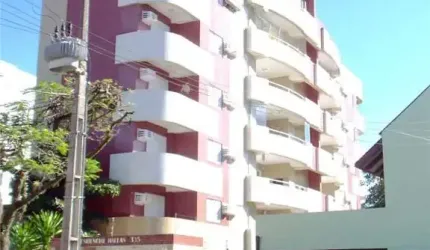 Cobertura 4 Quartos sendo 2 Suítes, com 2 vagas de Garagem no Centro em Guaratuba/PR - Imobiliária África