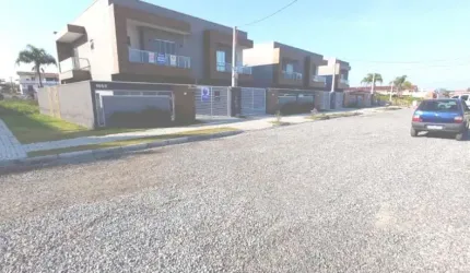 Guaratuba - PR  Praia Brejatuba. Sobrado novo a poucos metros do mar .