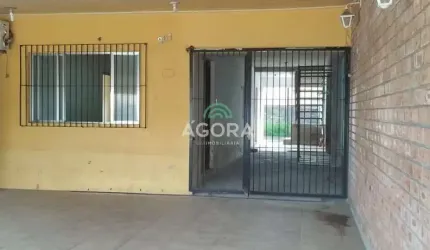 Casa com 2 quartos para alugar no São Luis, Canoas  por R$ 2.000