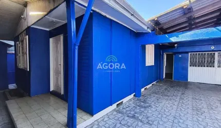 Casa com 3 quartos para alugar no Harmonia, Canoas  por R$ 1.990