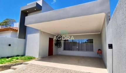 Casa com 2 quartos para alugar no Igara, Canoas  por R$ 6.100