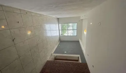 Vendo cobertura na praça seca